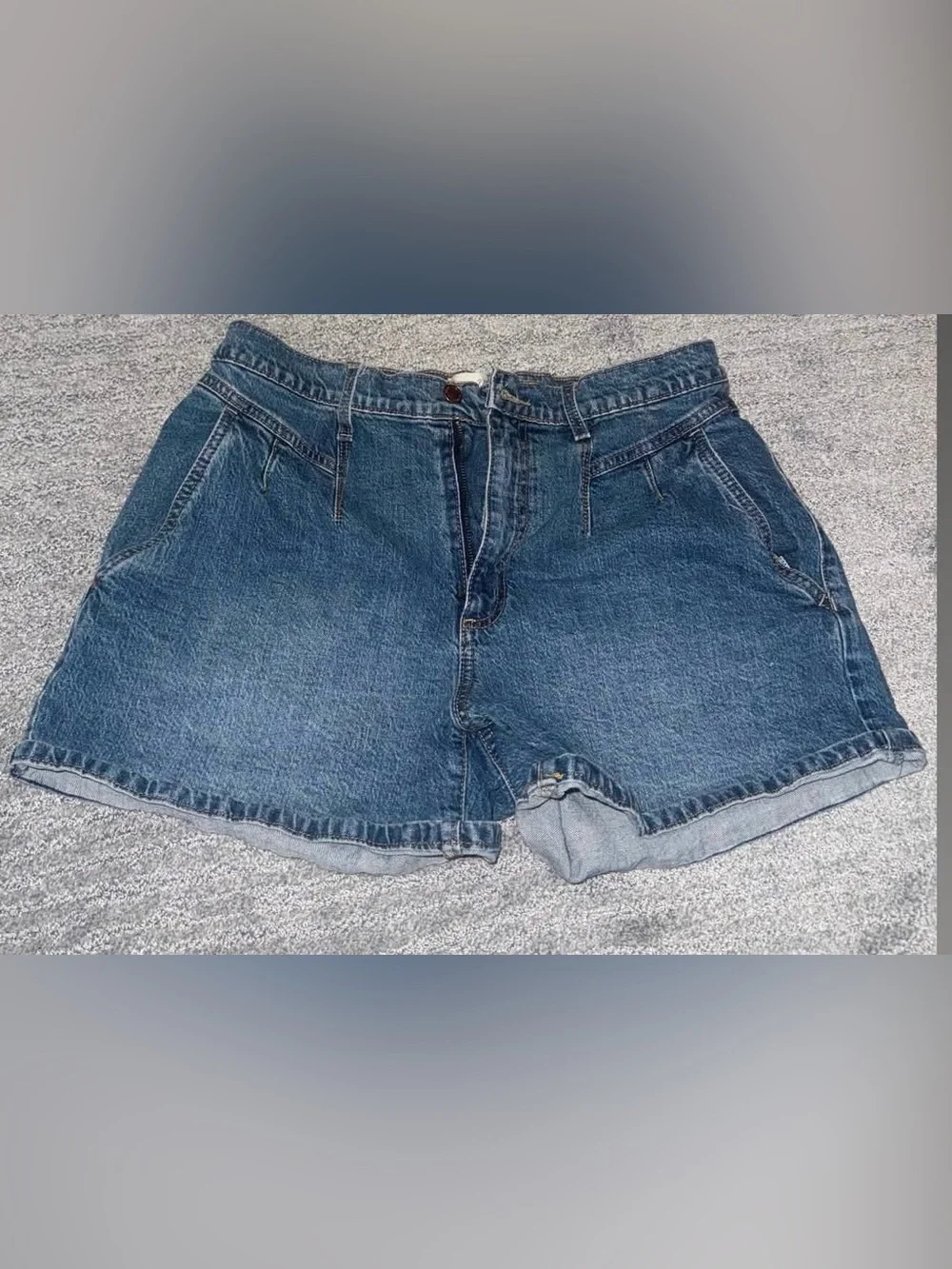 Universal Thread Medium Blue High-Rise Denim Shorts